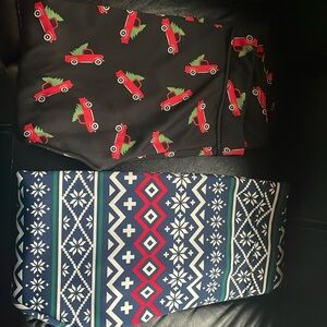 Christmas Leggings Extra Thick VERY comfy and stretch.